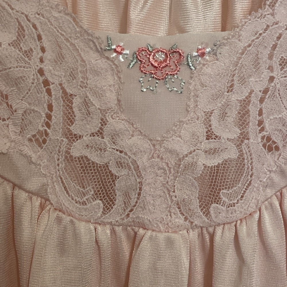 Vintage pink nylon nightgown gown lace‎ sleeveless Large